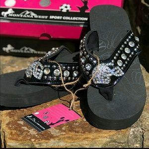 Montana West FOOTBALL Flip Flops